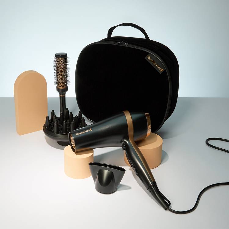 Remington Salon Smooth hairdryer gift set, UK version