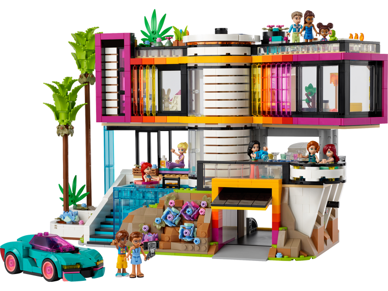 LEGO Andrea's Modern Mansion Building Set 2275 pieces - British product