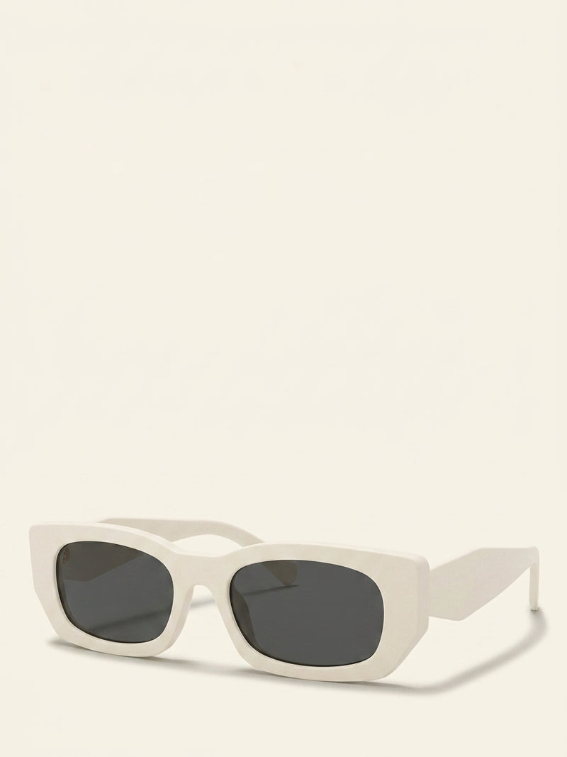 Prada PR B05S women's rectangular sunglasses black 53mm - British product