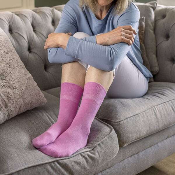 IOMI Diabetic Bamboo Socks 6 Pack One Size, UK version