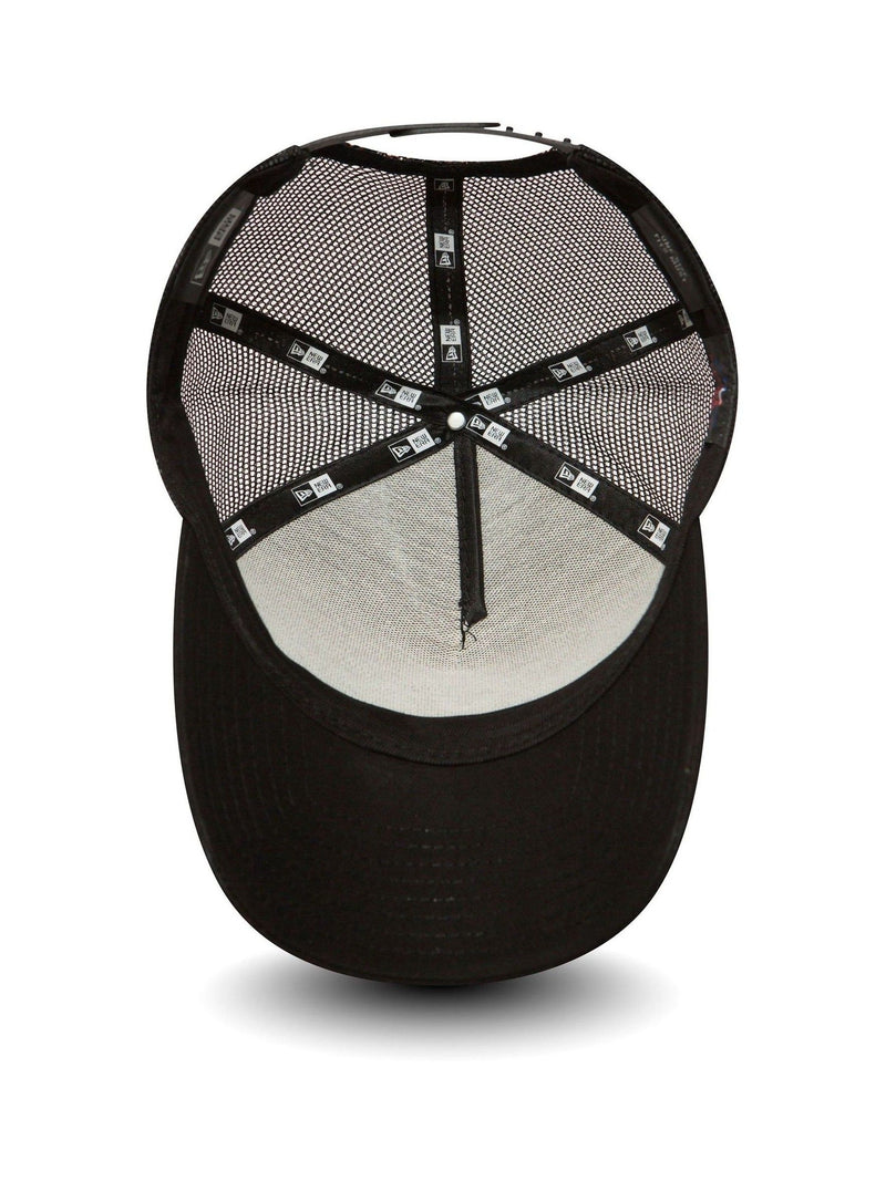 New Era Yankees black trucker cap, imported from the UK