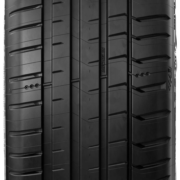 Michelin Pilot Sport 5 tyre 225/50 ZR17 - British product