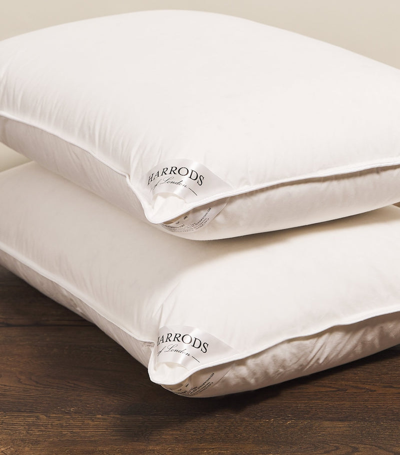 Harrods of London medium/firm goose down pillow 50cm x 75cm - British product