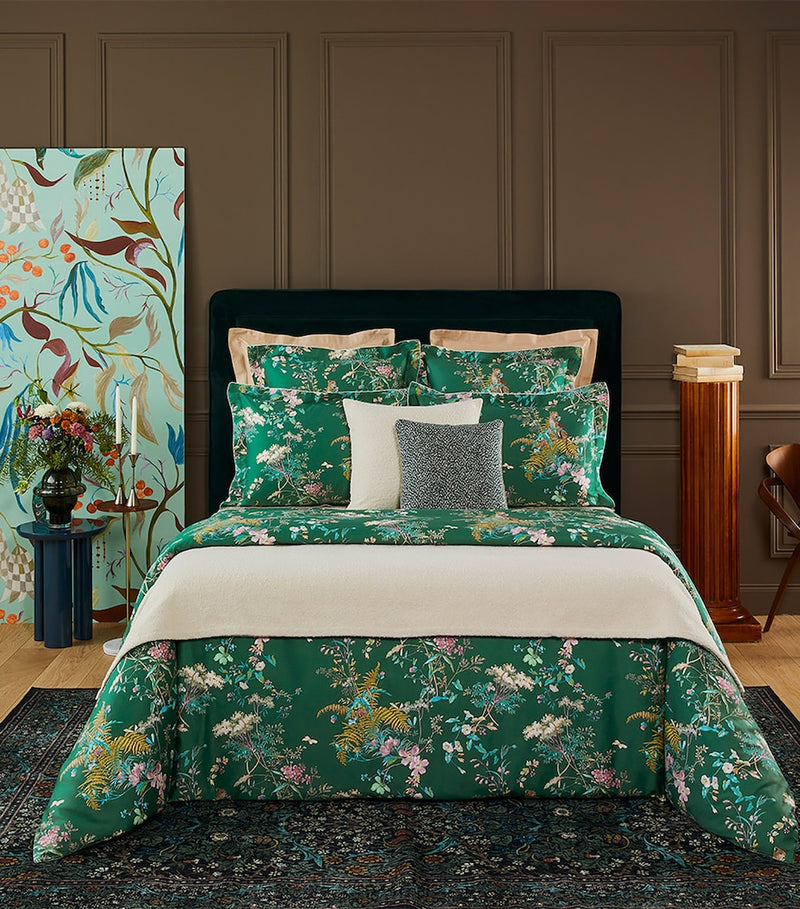 Yves Delorme reversible Contes bedcover 250x250cm, UK version