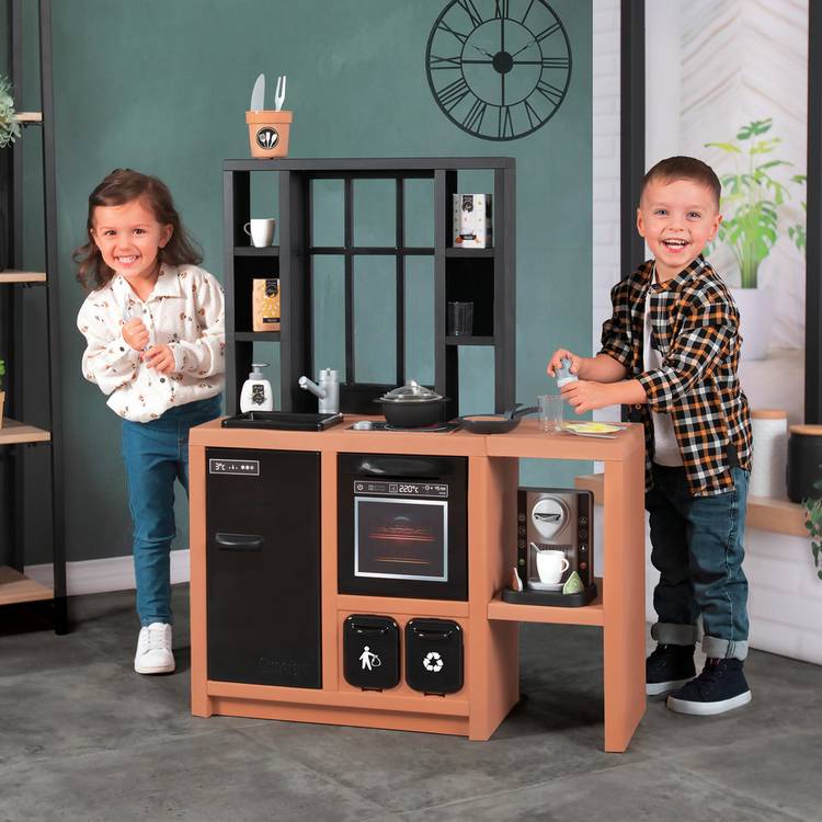 Smoby Loft Kitchen toy playset with 32 accessories, imported from the UK