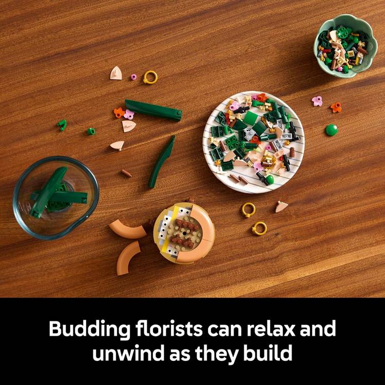 LEGO Botanicals mini orchid building set 274 pieces - British product