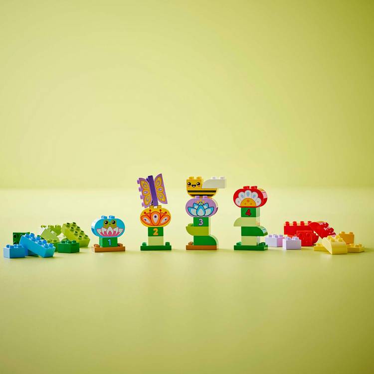 LEGO DUPLO creative garden and flowers stacking toy 45 pieces, UK version