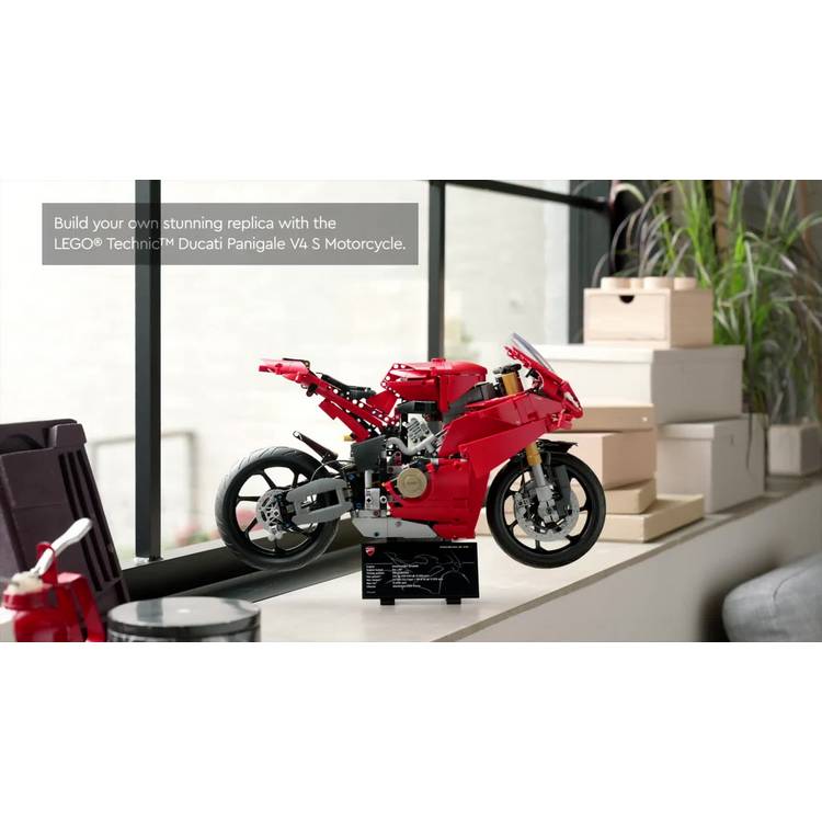 LEGO Technic Ducati Panigale V4 S motorcycle model 1603 pieces (British brand)