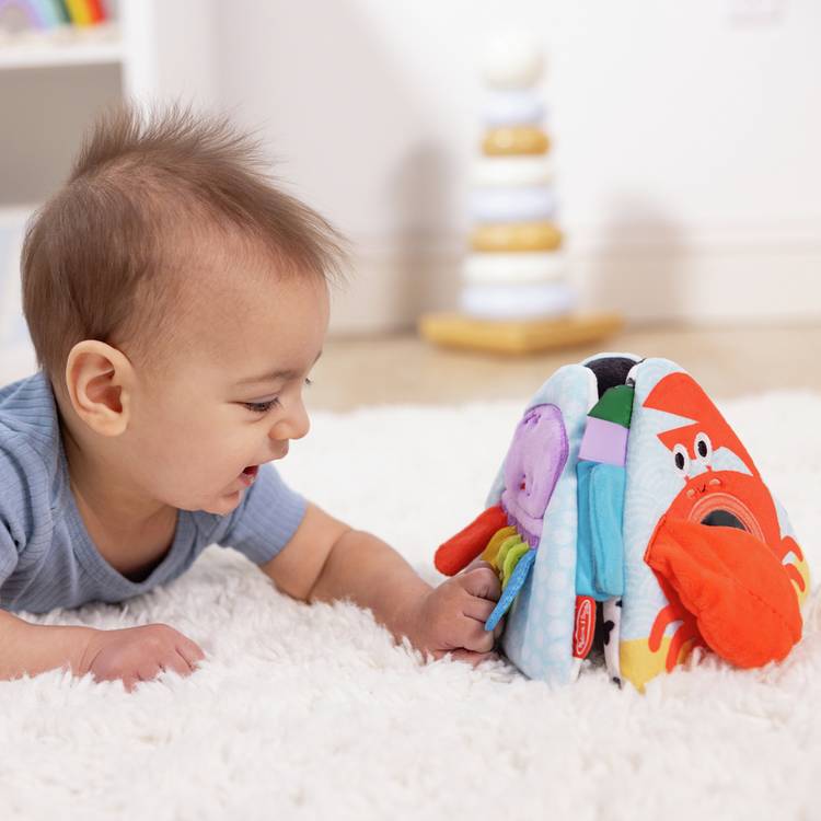 Melissa & Doug Tummy Time Triangle - British product