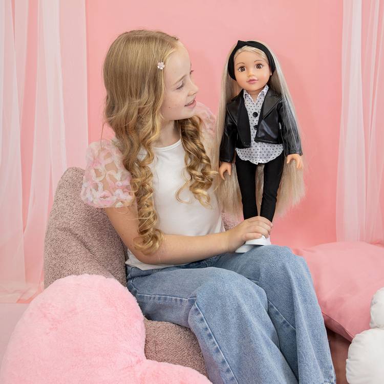 DesignaFriend Connie fashion designer doll 46cm, imported from the UK