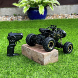 Menkind RED5 Rock Crawler RC truck 1:16 scale - British product