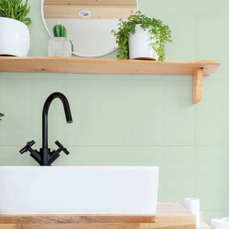 Rust-Oleum bathroom tile paint Laurel Green 750ml, imported from the UK