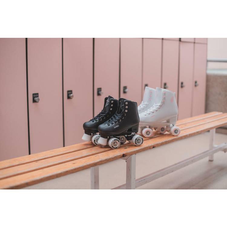 Decathlon 100 quad roller skates black UK 5, UK version