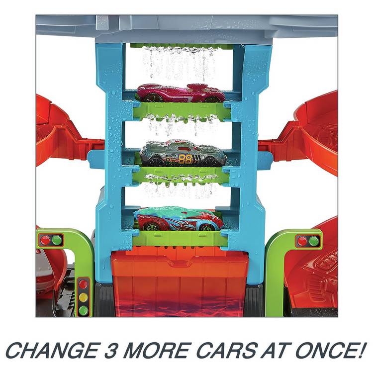 Hot Wheels City Mega Car Wash playset with Colour Shifters car - British product
