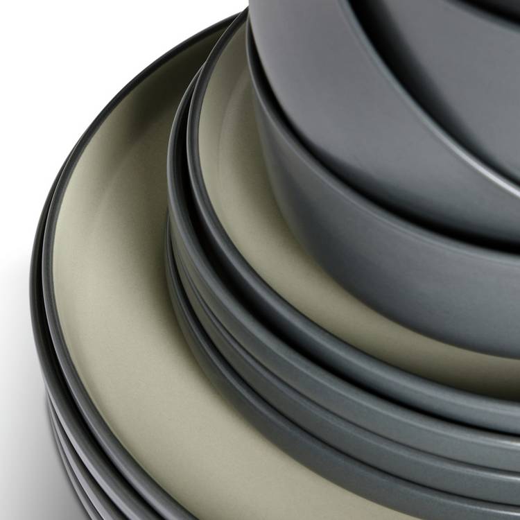Habitat two tone dinner set 16 piece, UK version