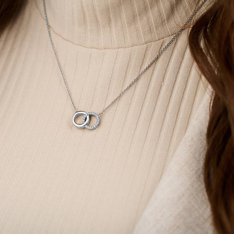 Olivia Burton silver interlink necklace - British product
