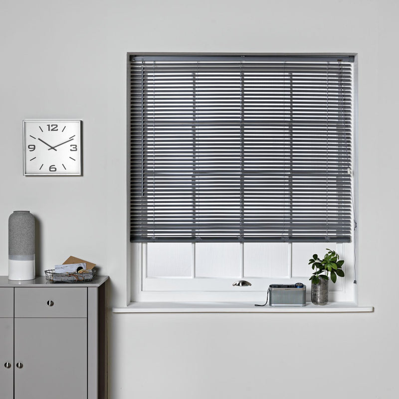Argos Home Jet Black Venetian Blind 90cm