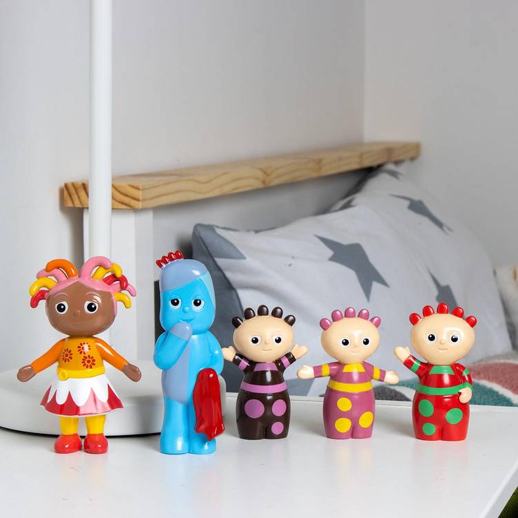 In the Night Garden toy figure set 5 characters, UK version