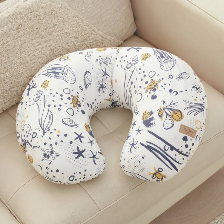 Tutti Bambini medium feeding pillow Our Planet, UK version