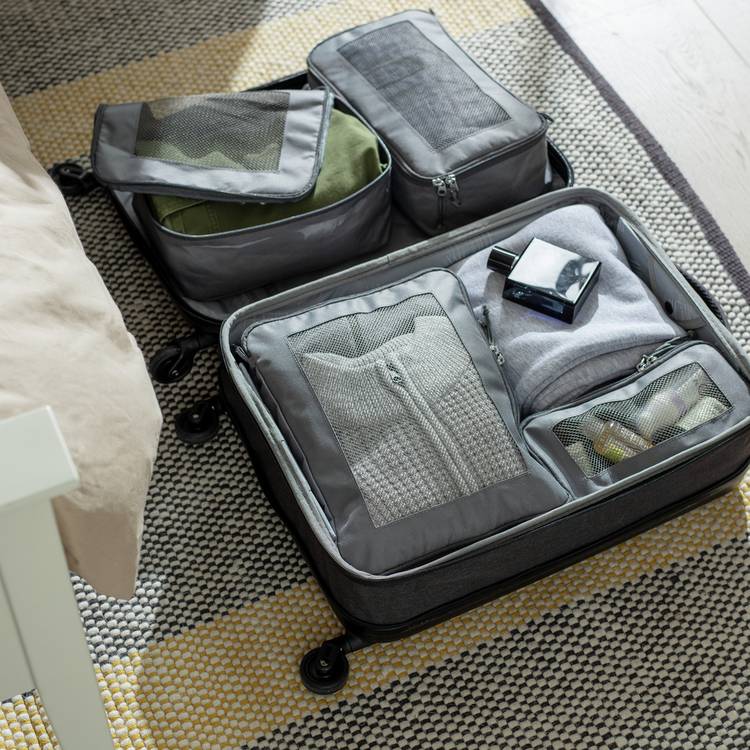 Packing cubes set of 4 in polyester mesh - (British brand)