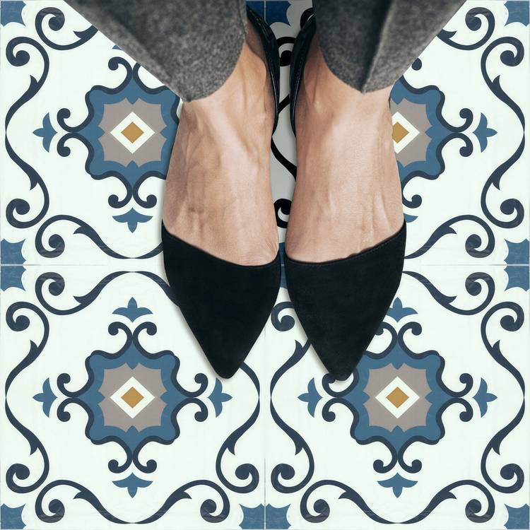 Arthouse blue motif floor tile, UK version