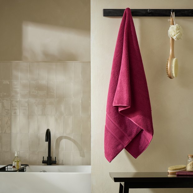 Habitat Supersoft bath towel plum 130x70cm, imported from the UK