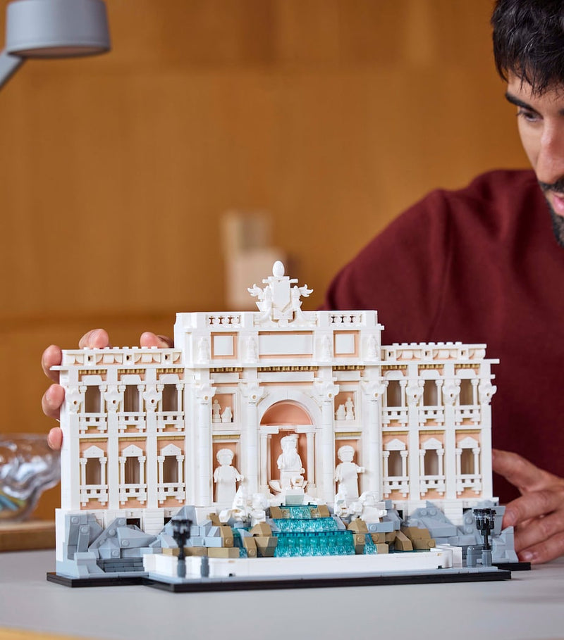 Lego Trevi Fountain building set model 21062 with 1880 pieces, UK version