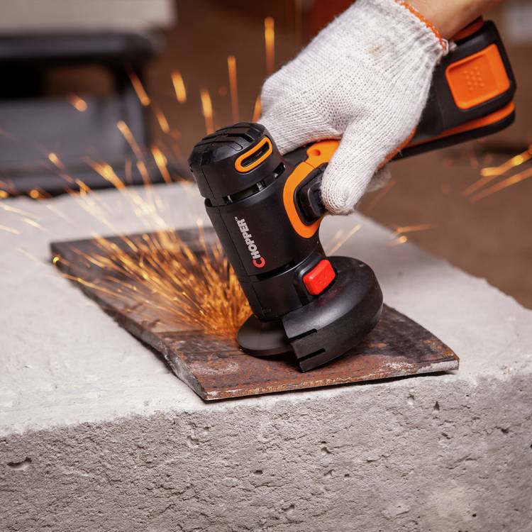 Worx cordless mini cutter 76mm, imported from the UK