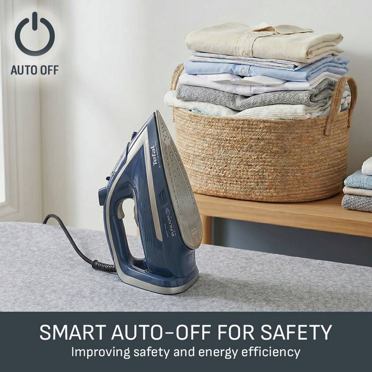 Tefal Smart Protect Plus steam iron with Temp Technology (British brand)