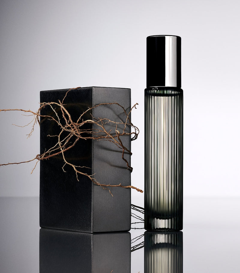 Tom Ford Grey Vetiver Eau de Toilette 10ml, imported from the UK