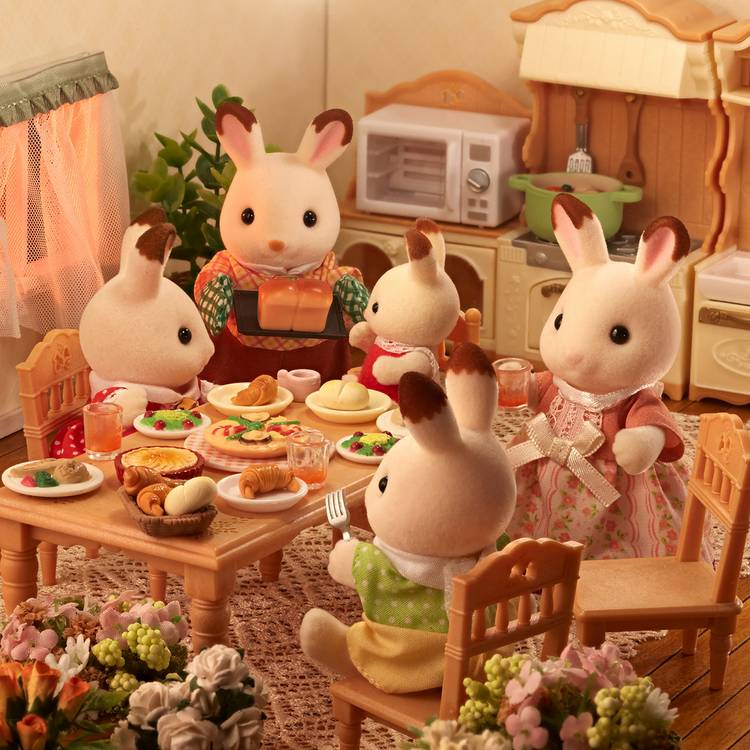 Sylvanian Families Chocolate Rabbit Family toy set (British brand)