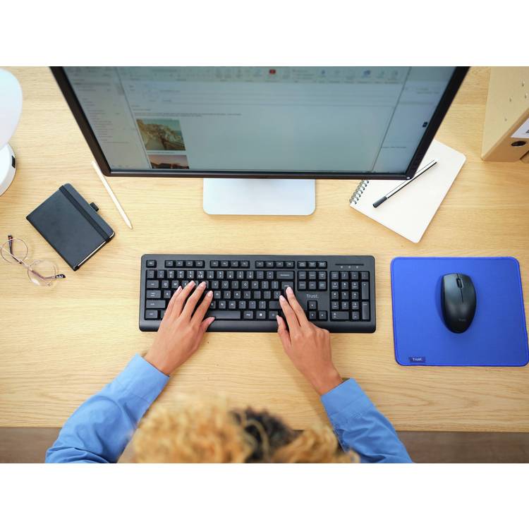 Trust wireless keyboard and mouse set, full-size keys, UK version