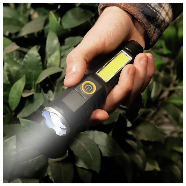 Streetwize rechargeable LED torch, UK version