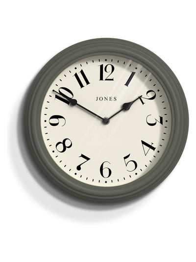 Next Jones Clocks grünes venezianisches Moosgrün-Wanduhr- Jetzt online bei McGrocer kaufen