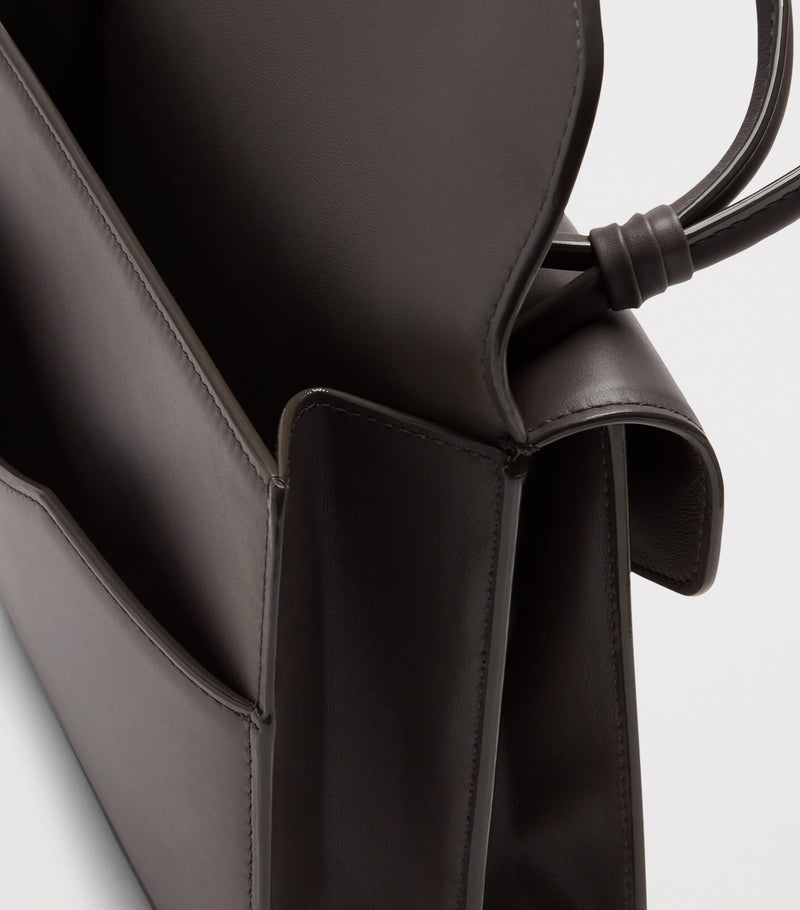 Bottega Veneta top-handle bag Nodo Piano with Knot clasp, UK version