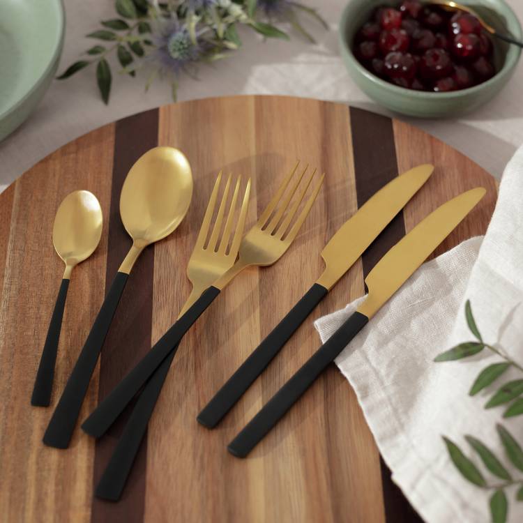 Habitat two tone 16 piece cutlery set, imported from the UK