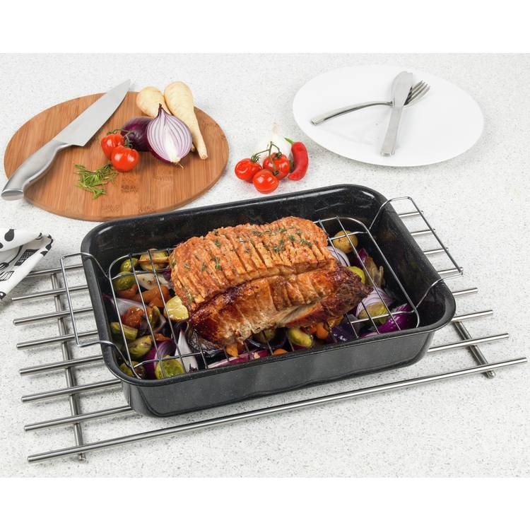 Russell Hobbs 32cm roasting tin with rack - British product