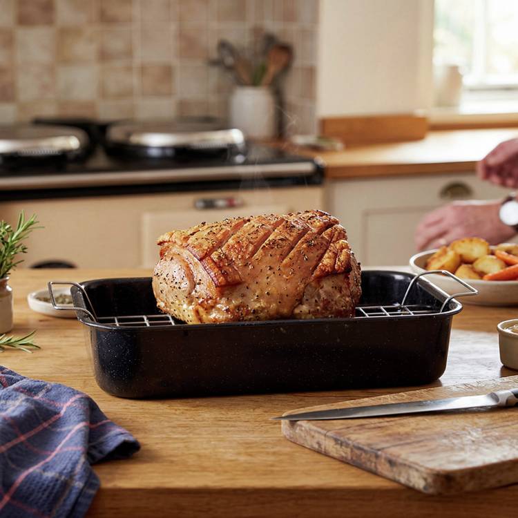 Russell Hobbs 32cm roasting tin with rack - British product