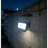 White solar sensor LED flood light 800lm (British brand)
