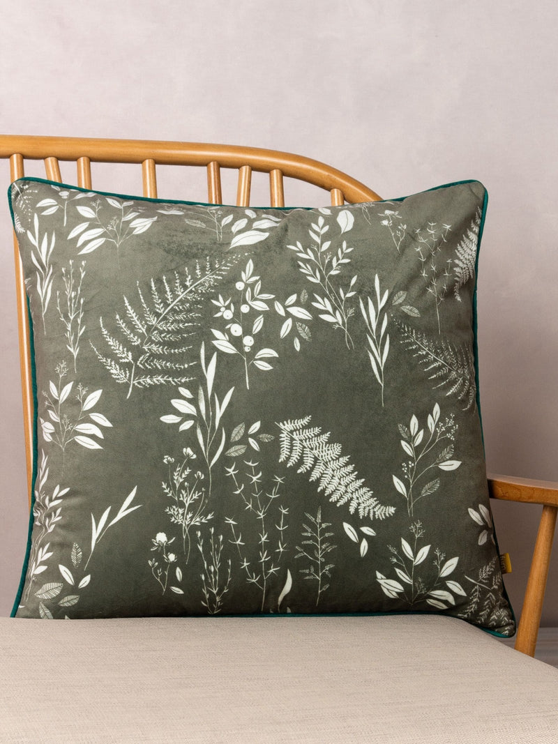furn. Fearne cushion in sage green with fern print (British brand)