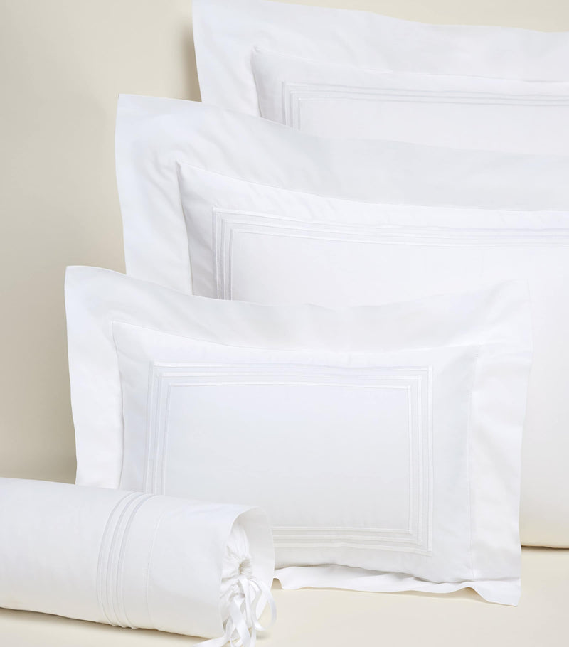 Pratesi Tre Righe Oxford pillowcase 50cm x 90cm, imported from the UK
