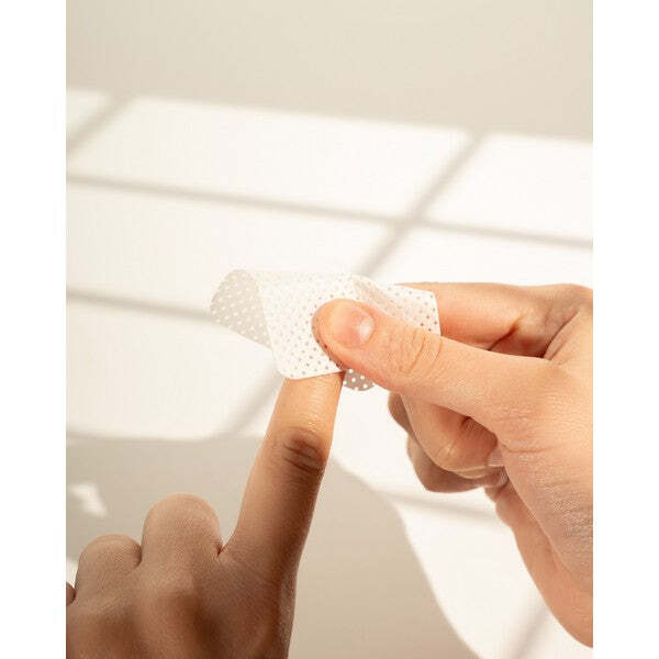Nail HQ deluxe lint free wipes 300, imported from the UK
