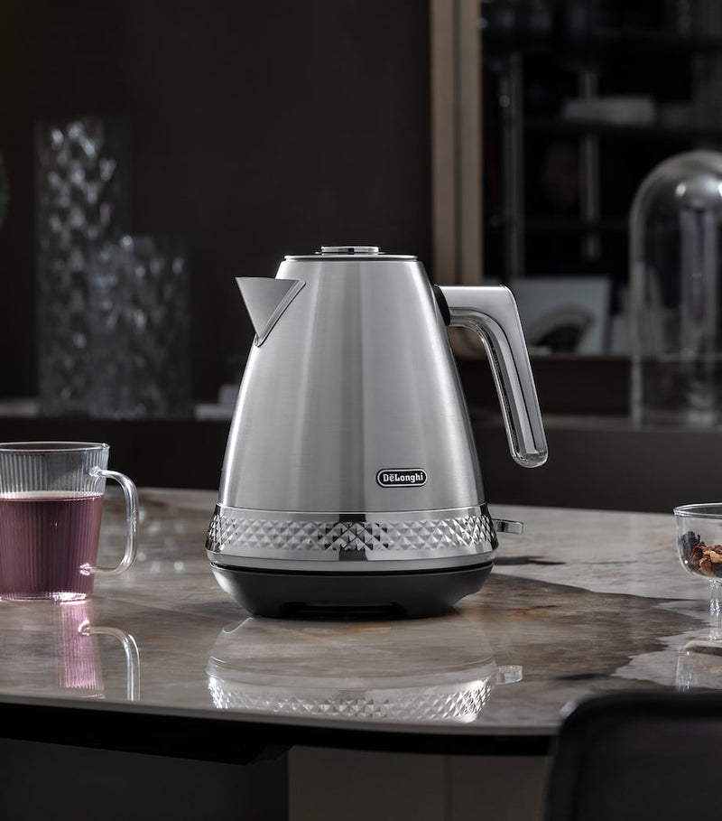 De'Longhi Diadema stainless steel electric kettle, imported from the UK