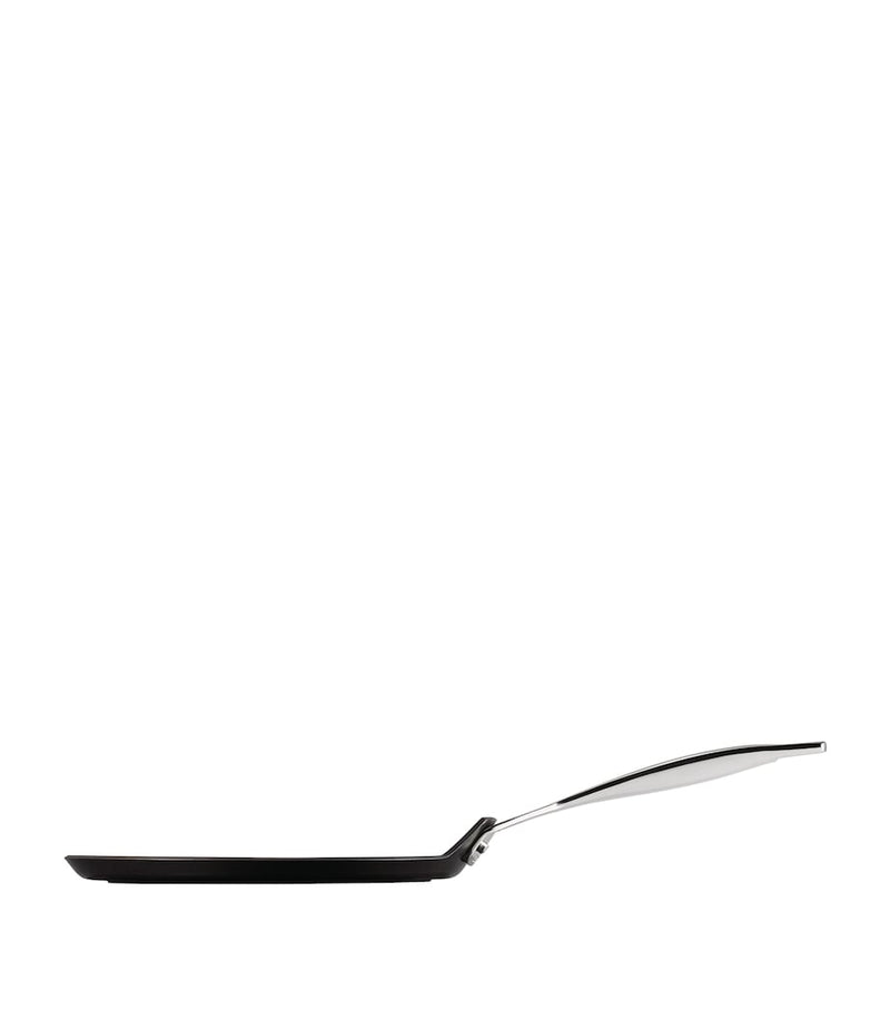Le Creuset toughened non-stick crepe pan 24cm, UK version