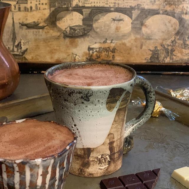 Willies Cacao 52% Medellin Cacao Hot Chocolate Powder   250g GOODS M&S