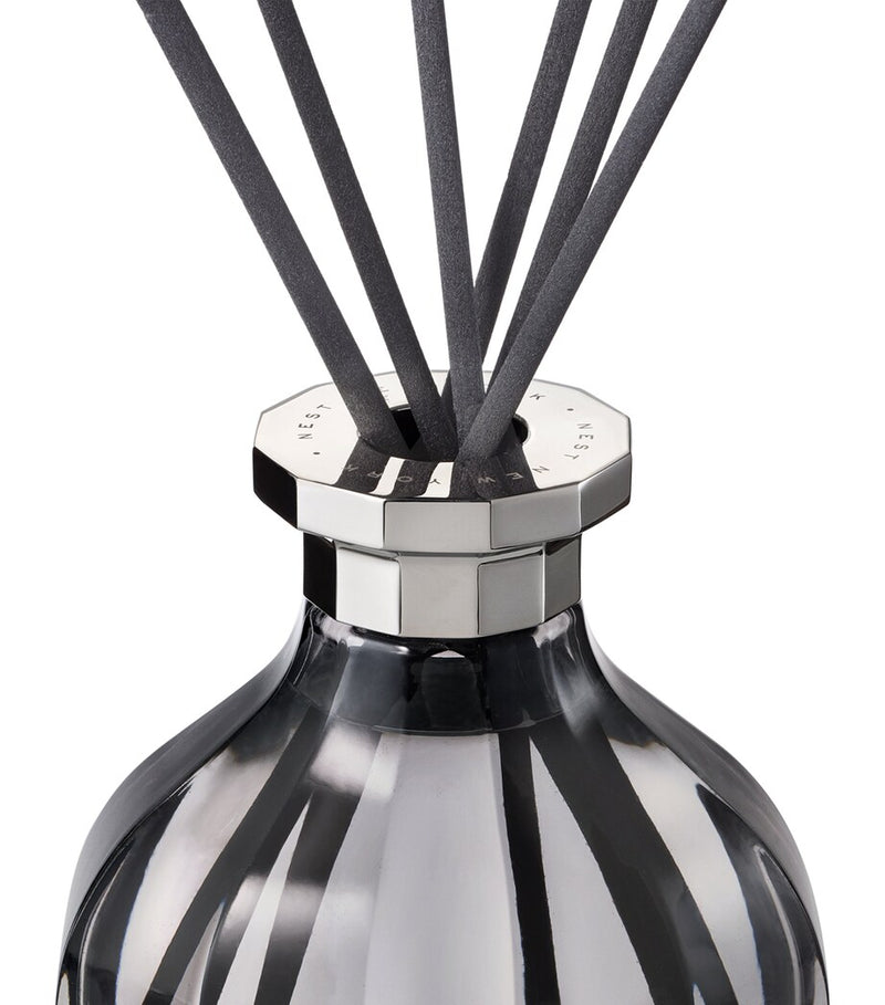 NEST New York VOYAGES Hypnotic Amber diffuser 500ml, imported from the UK