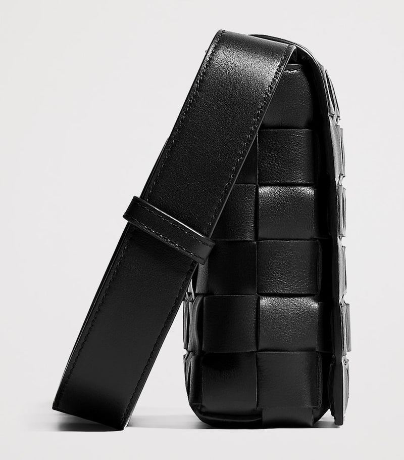 Bottega Veneta Orto leather messenger bag, UK version