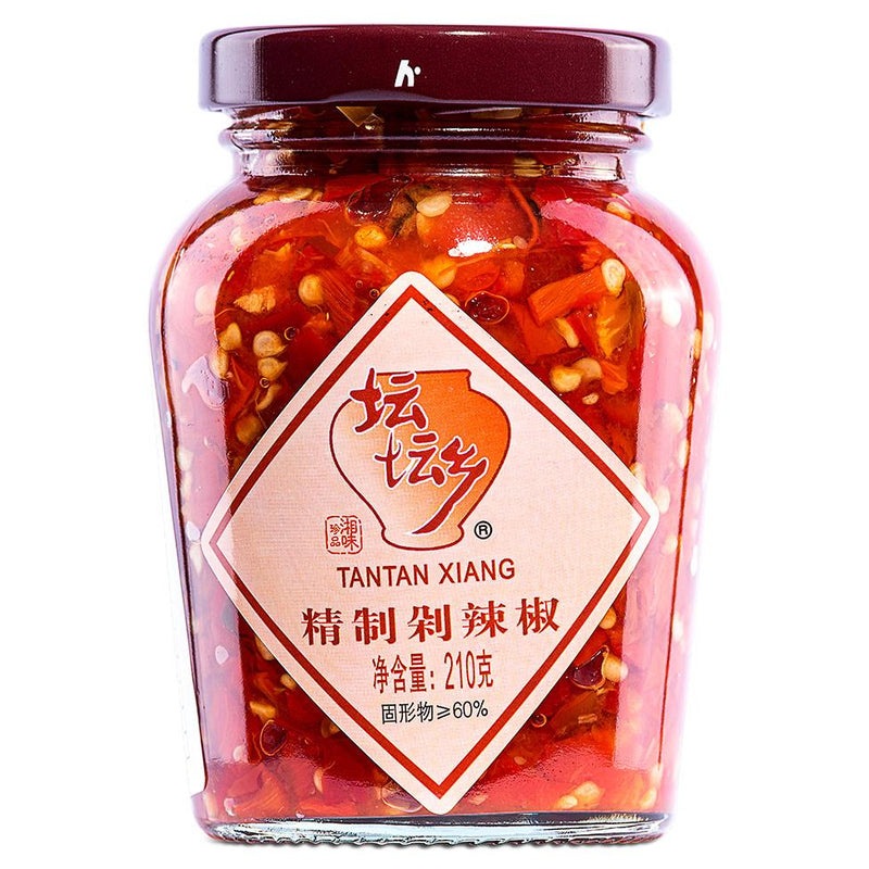 Tantan Xiang chopped red chilli condiment (British brand)