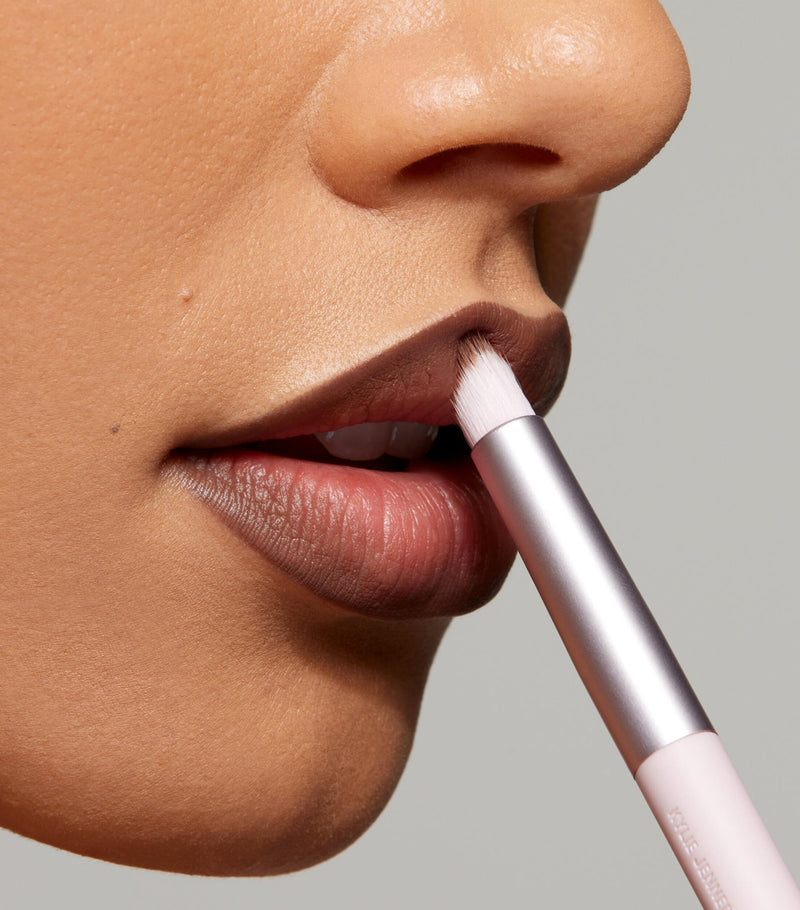 Kylie Cosmetics lip sculpt brush makeup tool - British product