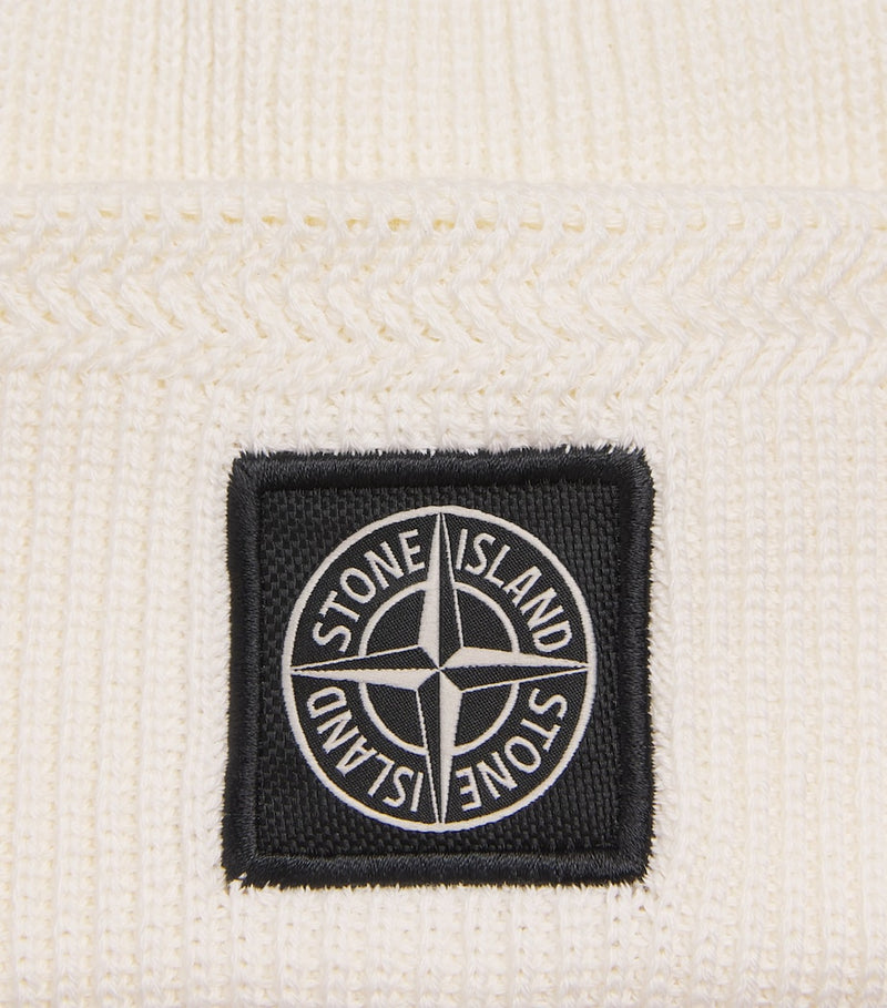 Stone Island beanie with compass patch - British product